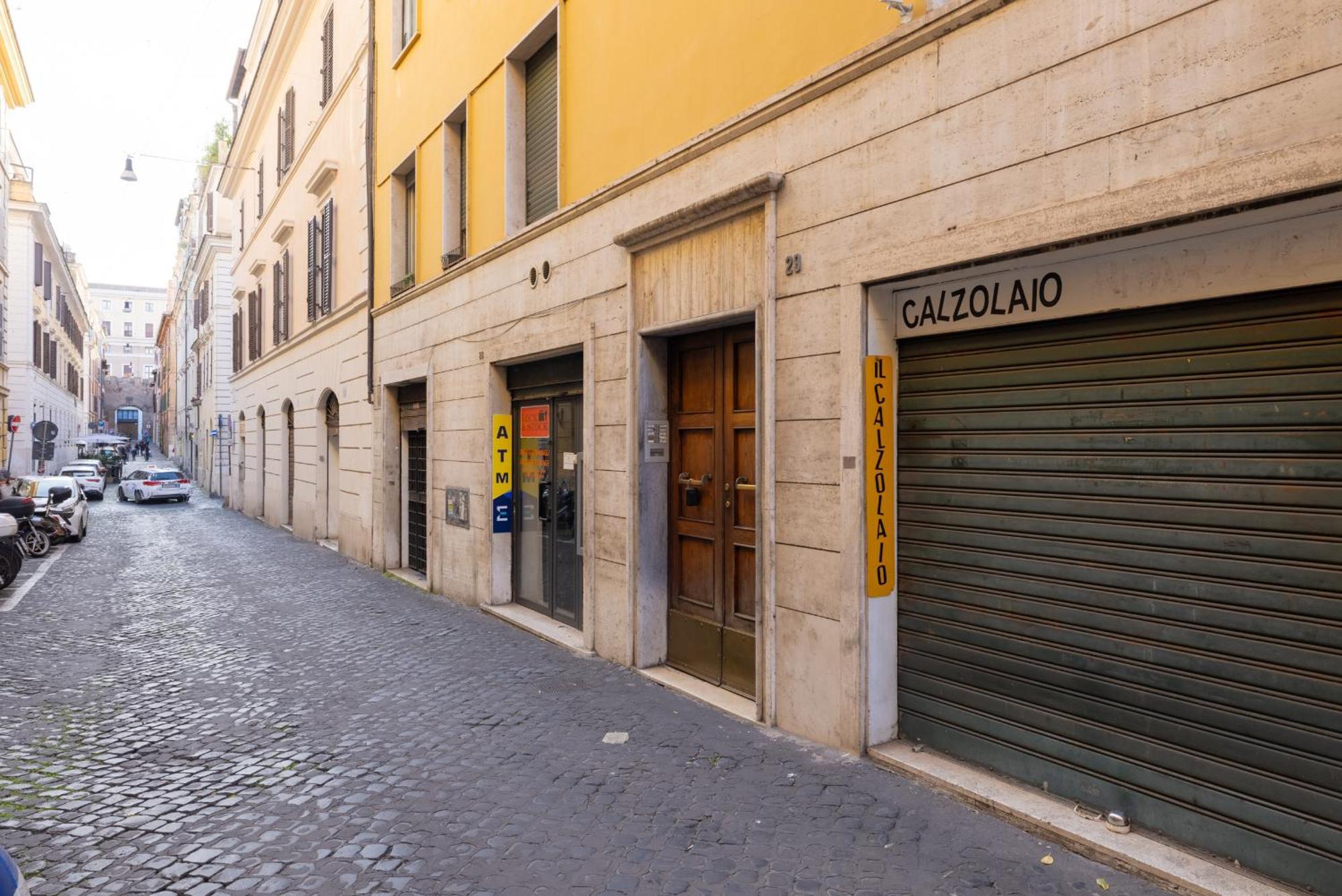 Urban Chic 2 Bedroom Vatican Escape * Roma