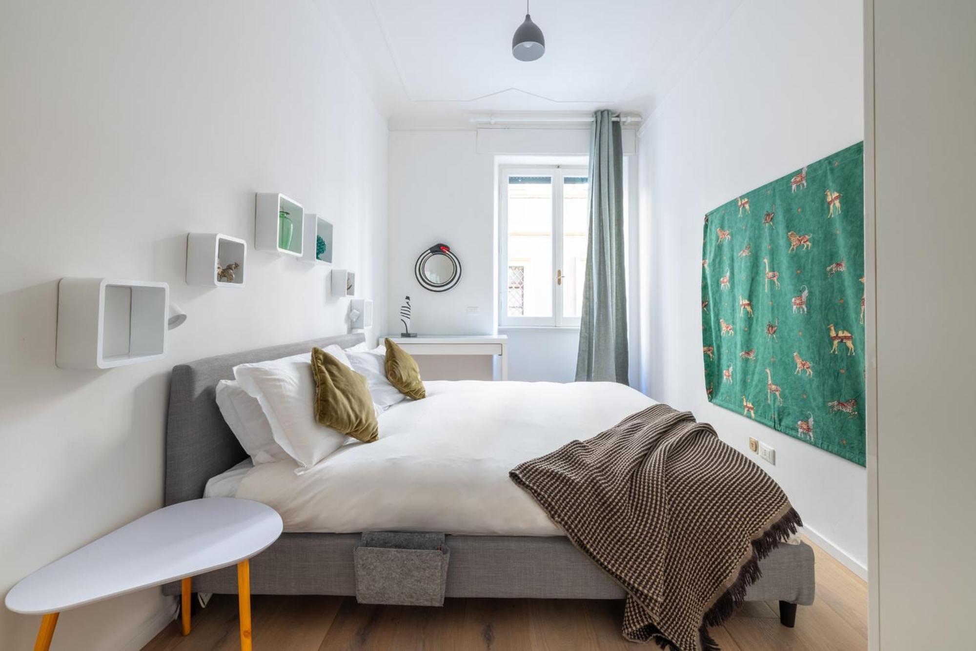 Urban Chic 2 Bedroom Vatican Escape Roma