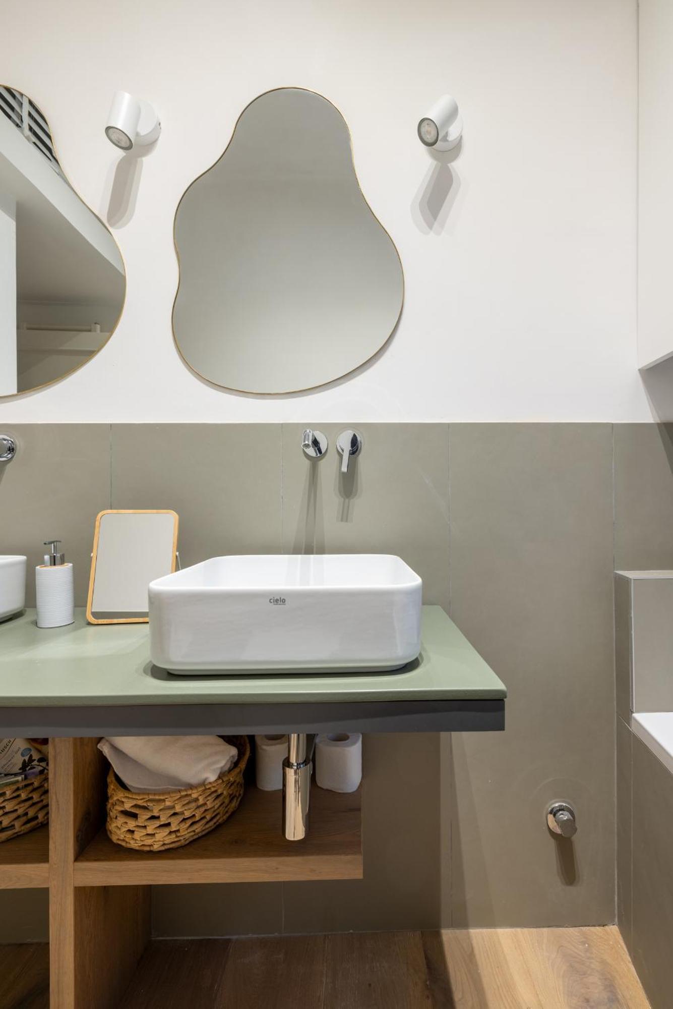 Urban Chic 2 Bedroom Vatican Escape Appartamento